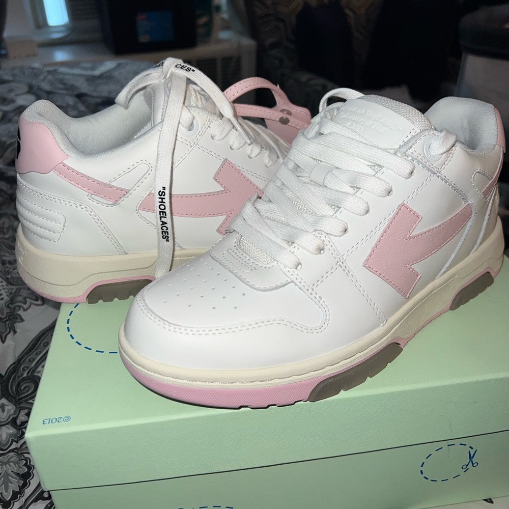Off White Sneakers
